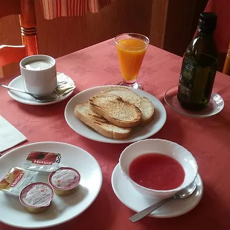 Hotel Las Flores *
